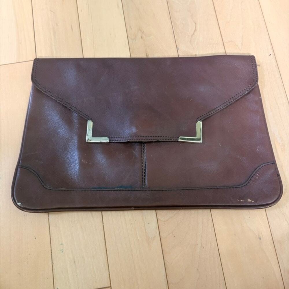 80s Brown Leather Envelope Clutch Made in Korea Retro Geometric Hardware Aged